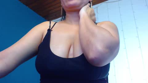 camila online show from 01-31-25, 03:22