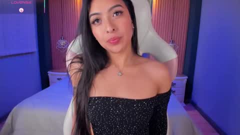 Camila online show from 09-24-25, 03:54