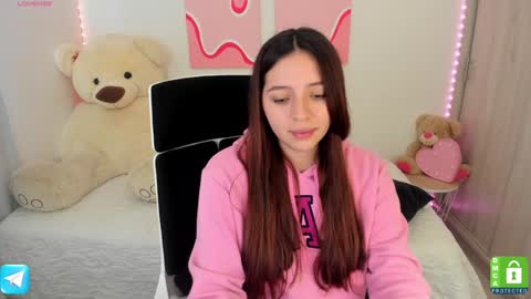  C A M I  online show from 12-20-24, 05:40