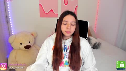  C A M I  online show from 01-05-25, 11:12