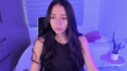  C A M I  online show from 02-21-26, 10:33