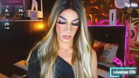 Camila online show from 02-10-25, 03:03