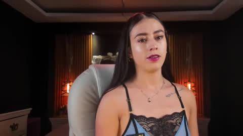 camila_martinez9 online show from 10-22-25, 11:43