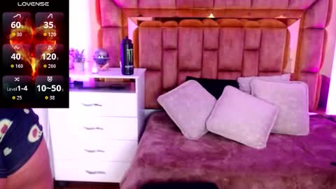 Camila Mishima online show from 11-13-25, 12:04