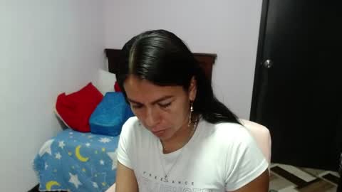 Camila Vargas online show from 07-10-26, 06:54