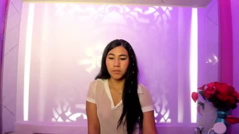 camila_velvet_ online show from 06-23-26, 12:03