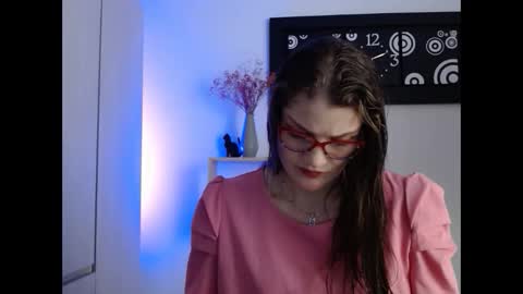 Camila ventura online show from 10-18-25, 11:11