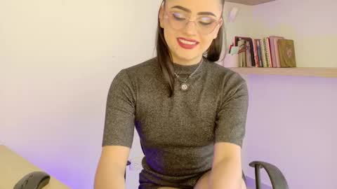 Cami  online show from 11-19-25, 04:18