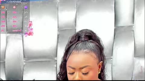 camila benitez online show from 03-18-26, 10:40