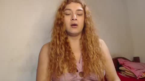 Snapshot of camilaht chatting on 06-25-26, 03:17 camilaht online show from 06-25-26, 03:17