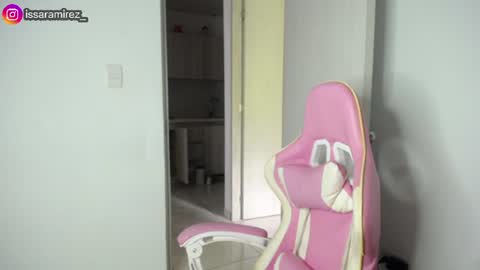 X IGcamiryan01 online show from 06-27-26, 04:01
