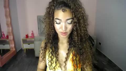 Snapshot of camilavixen_ch chatting on 07-01-26, 01:29 camila online show from 07-01-26, 01:29