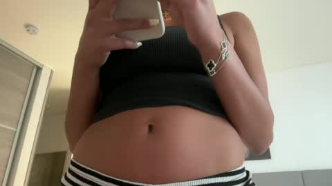 camiliakxoxo online show from 07-10-26, 11:13