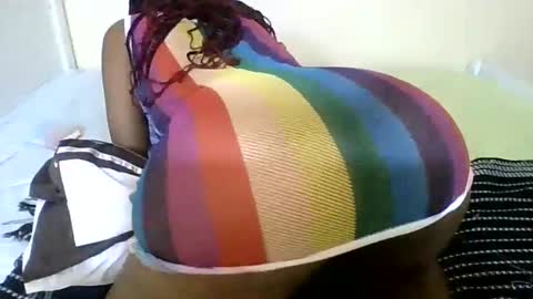 Snapshot of camilla15144 chatting on 12-19-24, 02:34 camillla15 online show from 12-19-24, 02:34