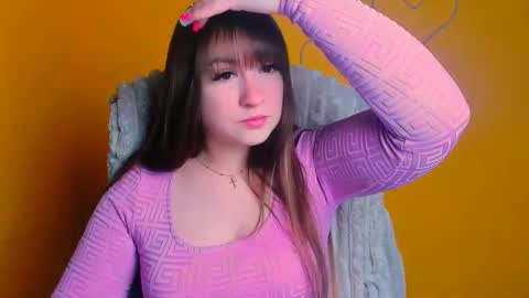 Snapshot of camilla_body chatting on 04-07-26, 11:10 Camilla online show from 04-07-26, 11:10