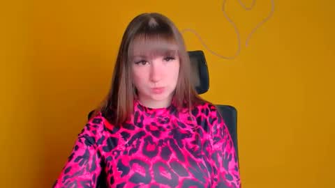 Snapshot of camilla_body chatting on 04-24-26, 05:54 Camilla online show from 04-24-26, 05:54