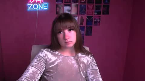 Snapshot of camilla_body chatting on 04-28-26, 05:34 Camilla online show from 04-28-26, 05:34