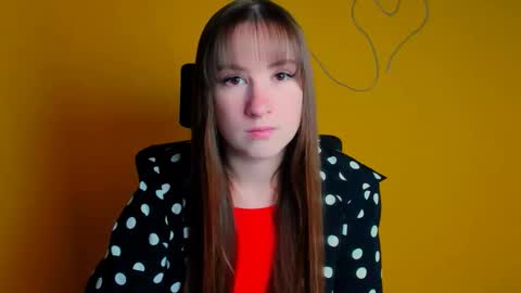 Snapshot of camilla_body chatting on 05-11-26, 05:13 Camilla online show from 05-11-26, 05:13