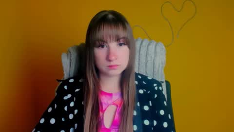 Snapshot of camilla_body chatting on 05-14-26, 05:36 Camilla online show from 05-14-26, 05:36
