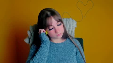 Snapshot of camilla_body chatting on 05-15-26, 07:15 Camilla online show from 05-15-26, 07:15