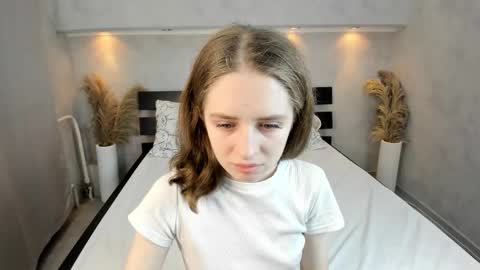 Camilla online show from 10-24-25, 01:13