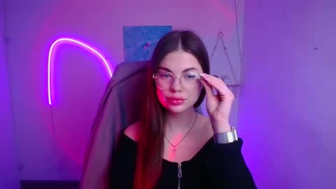 Camilla online show from 01-08-26, 12:07