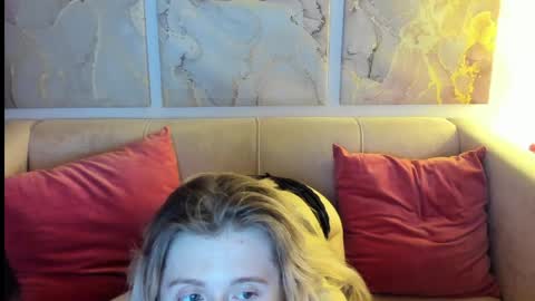 camilladreamer online show from 04-19-26, 04:28