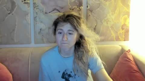 Snapshot of camilladreamer chatting on 05-09-26, 10:48 camilladreamer online show from 05-09-26, 10:48