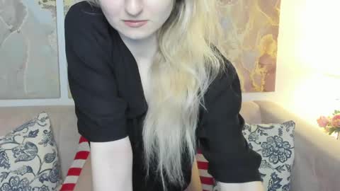Snapshot of camilladreamer chatting on 05-14-26, 10:11 camilladreamer online show from 05-14-26, 10:11