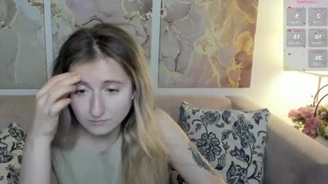 Snapshot of camilladreamer chatting on 05-19-26, 10:32 camilladreamer online show from 05-19-26, 10:32