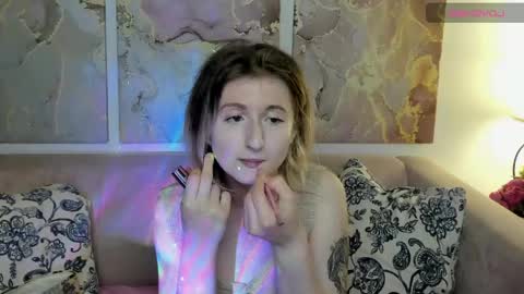 Snapshot of camilladreamer chatting on 05-28-26, 05:32 camilladreamer online show from 05-28-26, 05:32
