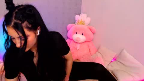 Snapshot of camillarose_ chatting on 07-29-26, 12:25 CamillaRose online show from 07-29-26, 12:25