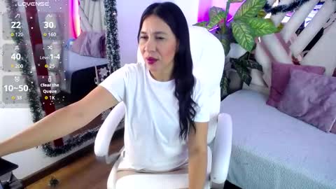 Camille online show from 12-21-25, 10:44