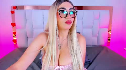 Camille online show from 07-08-26, 01:04