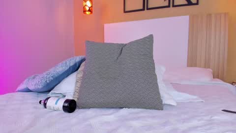 Camille Lynn online show from 12-15-24, 09:56