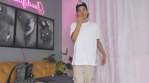 Camillo Virgil online show from 12-14-25, 11:37