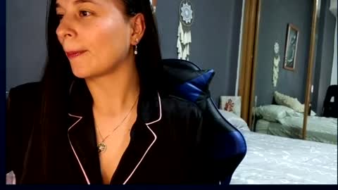 Snapshot of camilo0702 chatting on 07-26-26, 09:11 Camila and Camilo online show from 07-26-26, 09:11