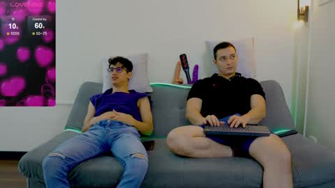 Snapshot of camilo_stark chatting on 02-04-25, 02:53 Camilo online show from 02-04-25, 02:53