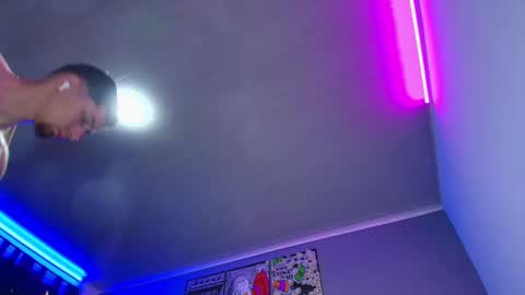 CAMILO  online show from 11-21-25, 01:54