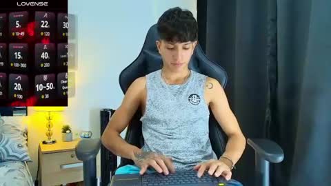 Snapshot of camilobass_ chatting on 06-19-26, 12:37 Camilo Bass online show from 06-19-26, 12:37