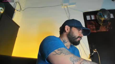 Camilo online show from 12-21-25, 01:51