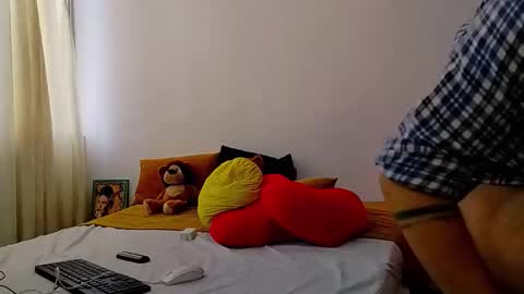 camilo online show from 05-11-26, 04:04