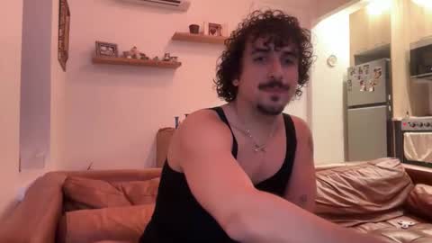 Snapshot of camiloxcalor chatting on 05-23-26, 12:38 camiloxcalor online show from 05-23-26, 12:38