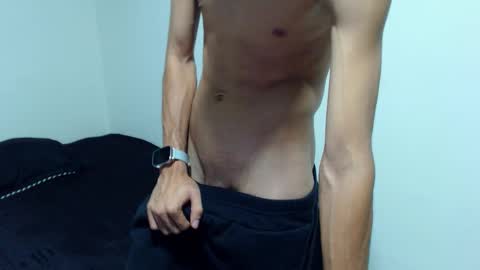 Snapshot of camiloyw2 chatting on 02-03-26, 02:53 CAMILO online show from 02-03-26, 02:53