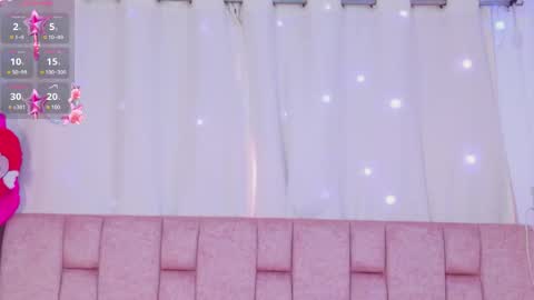 Snapshot of camiluxe chatting on 05-12-26, 08:39 camiluxe online show from 05-12-26, 08:39