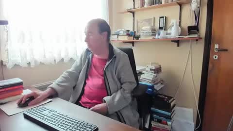 Snapshot of cammee chatting on 01-21-25, 12:39 Cammee online show from 01-21-25, 12:39