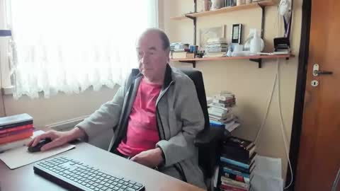 Snapshot of cammee chatting on 01-22-25, 12:06 Cammee online show from 01-22-25, 12:06