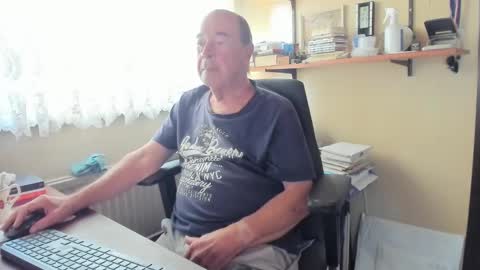 Snapshot of cammee chatting on 09-14-25, 06:56 Cammee online show from 09-14-25, 06:56