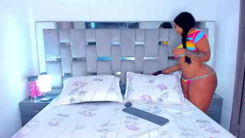 Camila online show from 01-16-26, 01:48