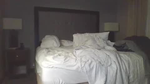 cammyman6900 online show from 11-04-25, 10:42